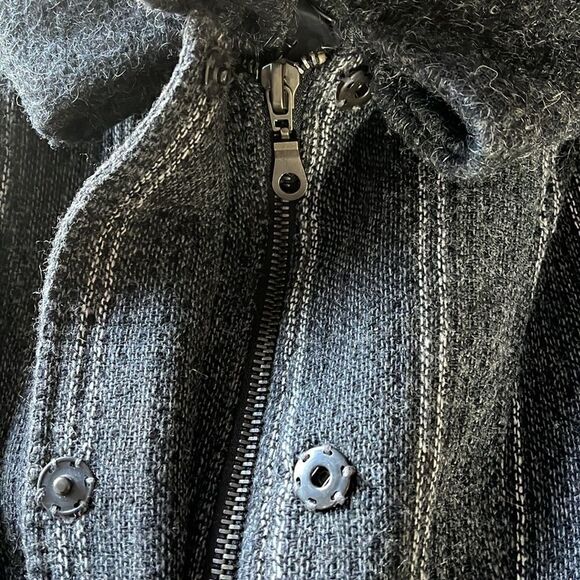 BEAUTIFUL WOMEN’S SIZE MEDIUM ZARA BASIC SHORT WOOL COAT W/WRAP COLLAR - Picture 12 of 14